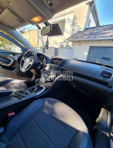 Opel Insignia 2011 photo 2