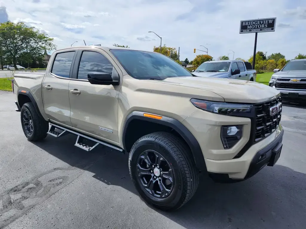 GMC Canyon 2023 photo 3
