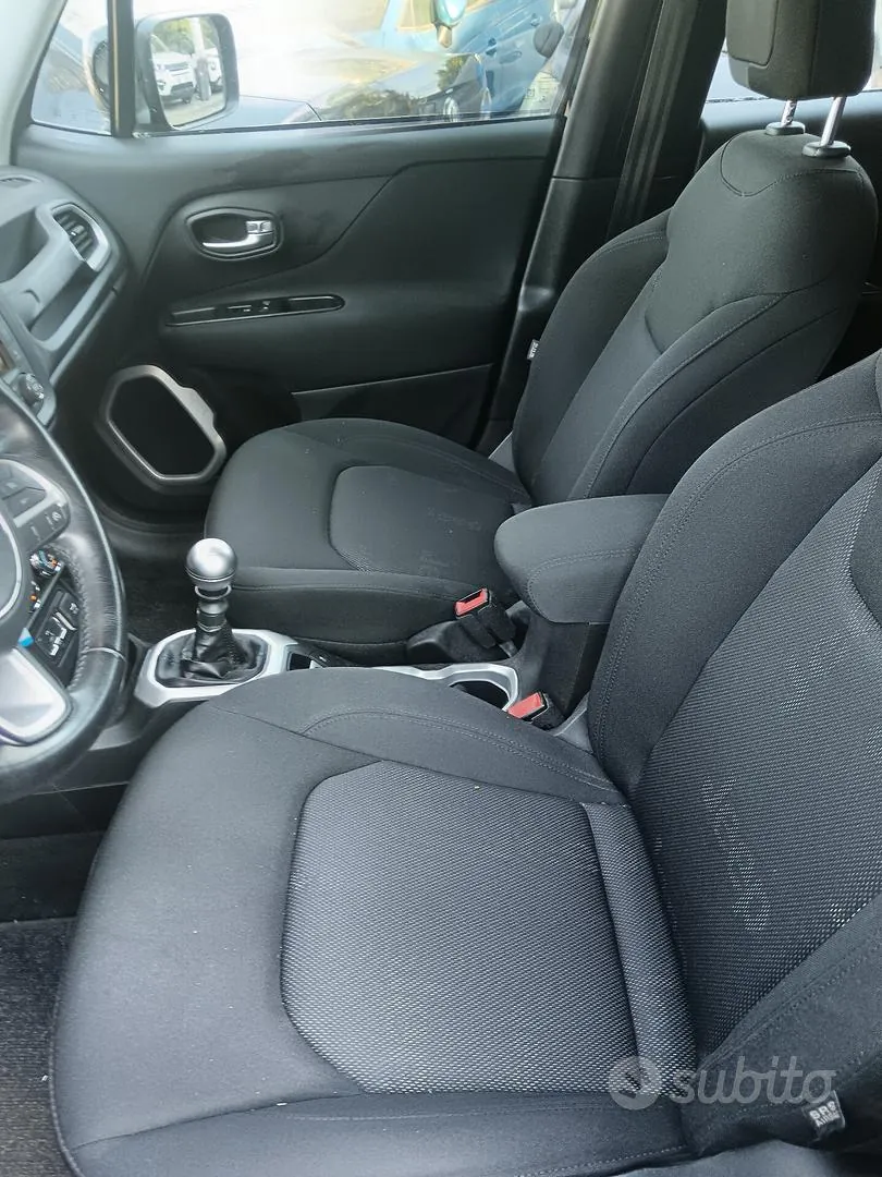 Jeep Renegade 2017 photo 3