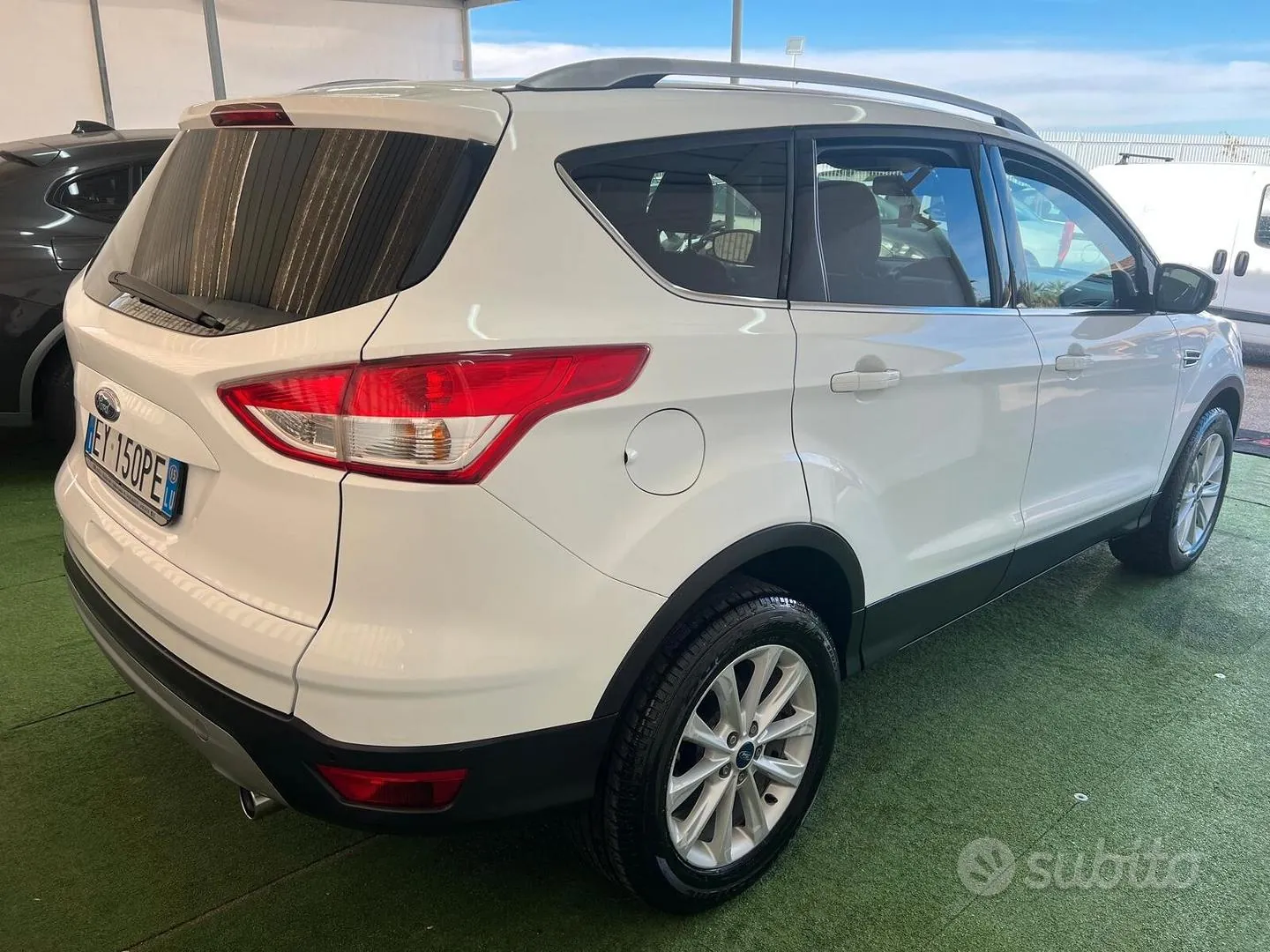 Ford Kuga 2015 photo 4