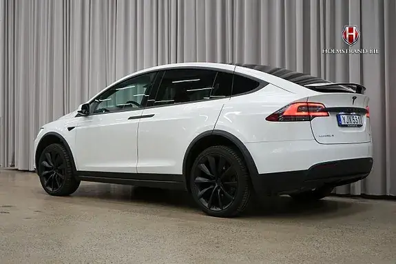 Tesla Model X 2017 photo 4
