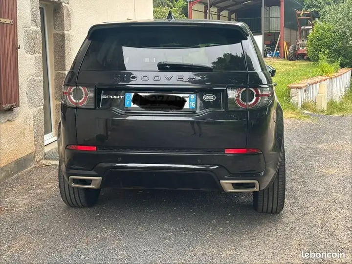 Land Rover Discovery Sport 2017 photo 2