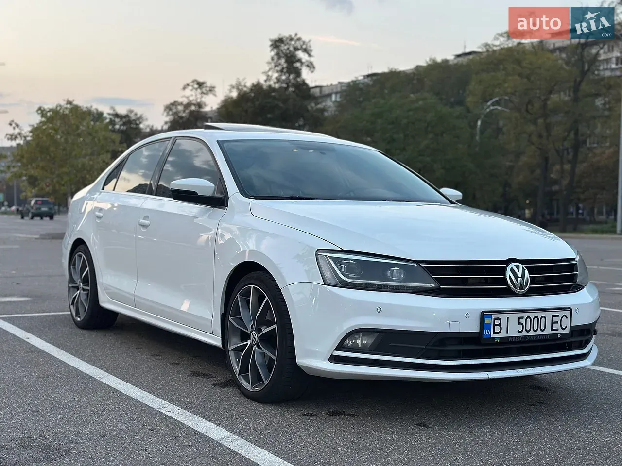 Volkswagen Jetta 2014 photo 2