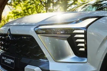 Mitsubishi Outlander 2026 photo 3