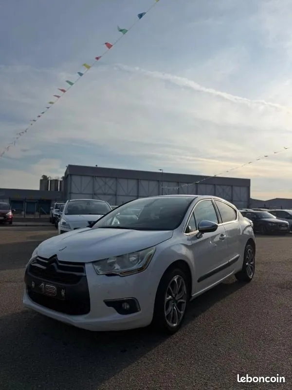 DS Automobiles Ds4 2013 photo 3