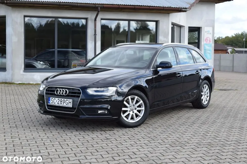 Audi A4 Avant 2012 photo 2