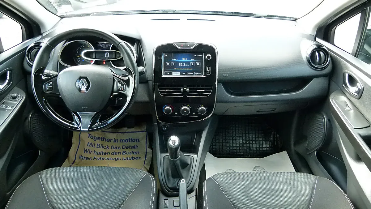 Renault Clio 2013 photo 3