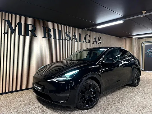Tesla Model Y 2023 photo 4