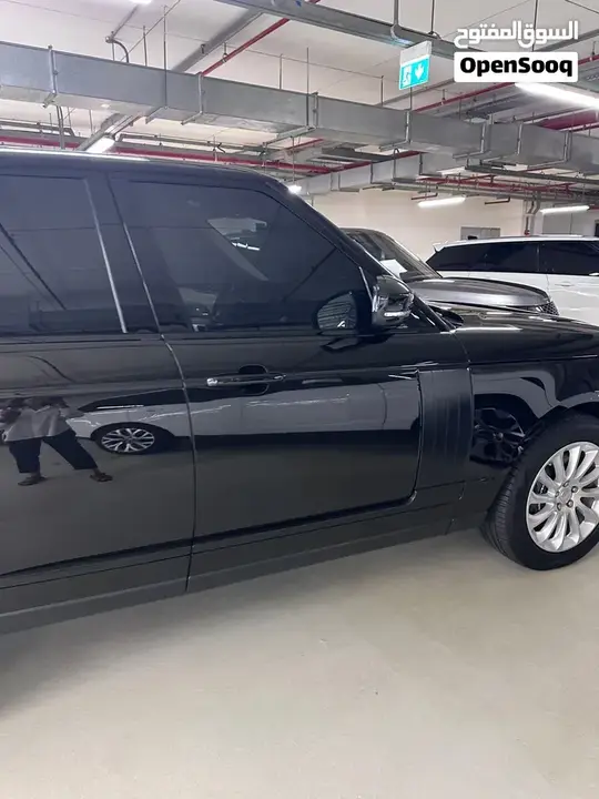 Land Rover Range Rover Vogue 2020 photo 3