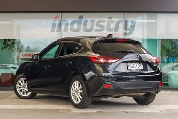 Mazda Axela 2013 photo 3