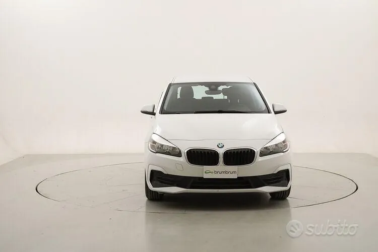 BMW 2 Series Active Tourer 2018 photo 2