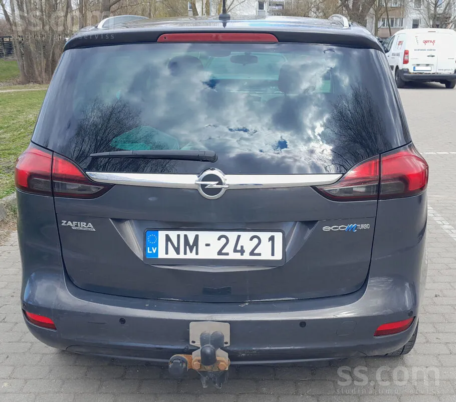 Opel Zafira 2015 photo 3