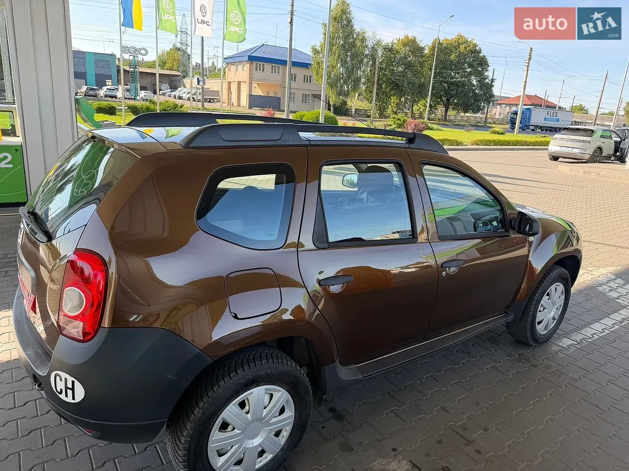 Dacia Duster 2012 photo 2