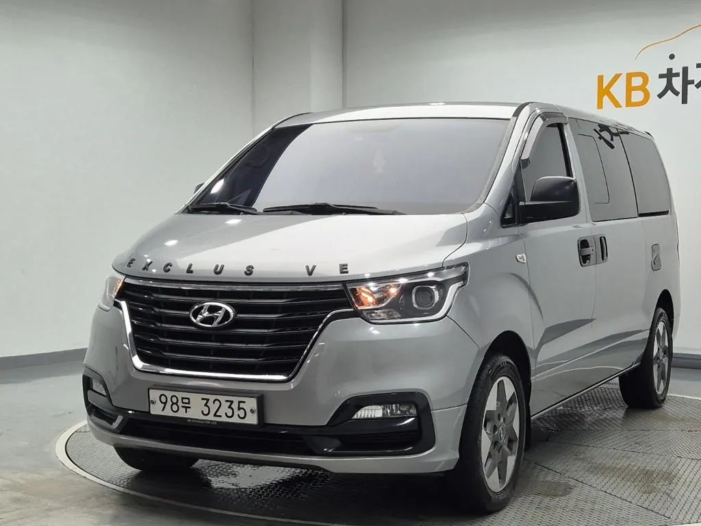 Hyundai Grand Starex