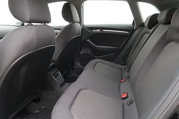 Audi A3 2018 photo 5