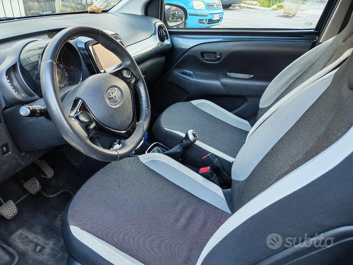 Toyota Aygo 2015 photo 5
