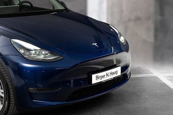 Tesla Model Y 2023 photo 3
