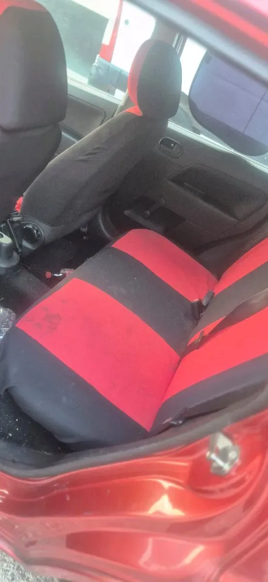 Ford Fiesta 2007 photo 3