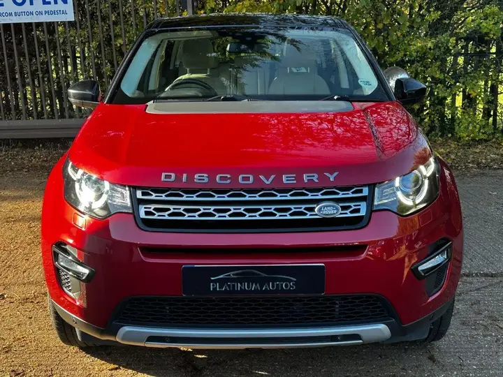 Land Rover Discovery Sport 2017 photo 2