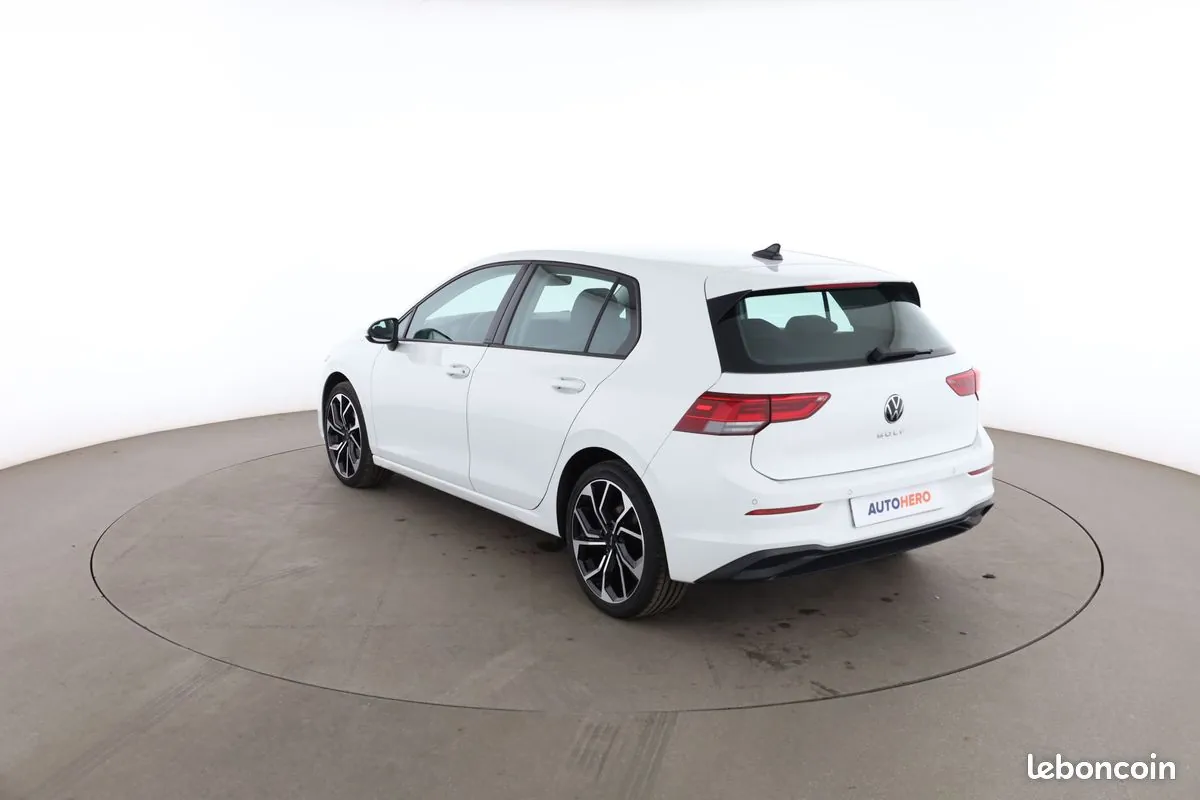 Volkswagen Golf 2020 photo 2