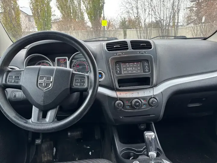 Dodge Journey 2014 photo 4