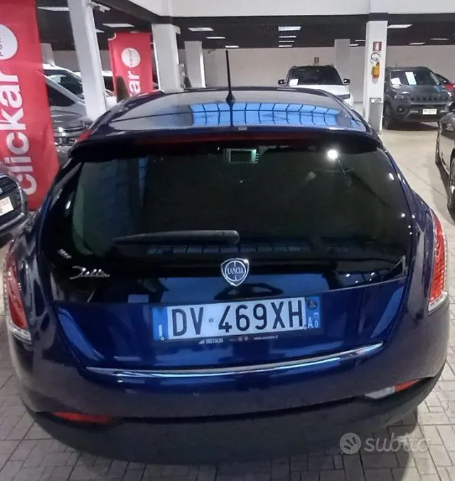 Lancia Delta 2009 photo 3