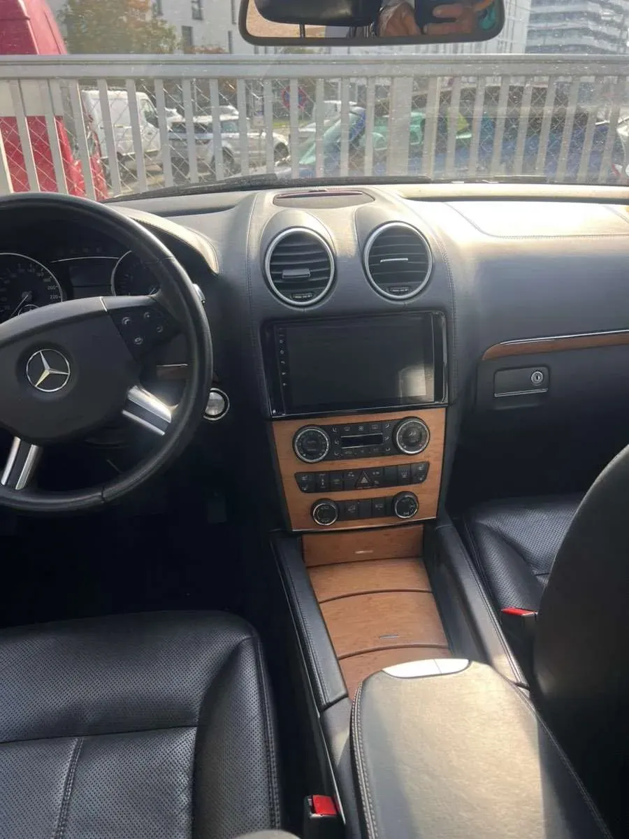 Mercedes-Benz Gl-Class 2006 photo 2