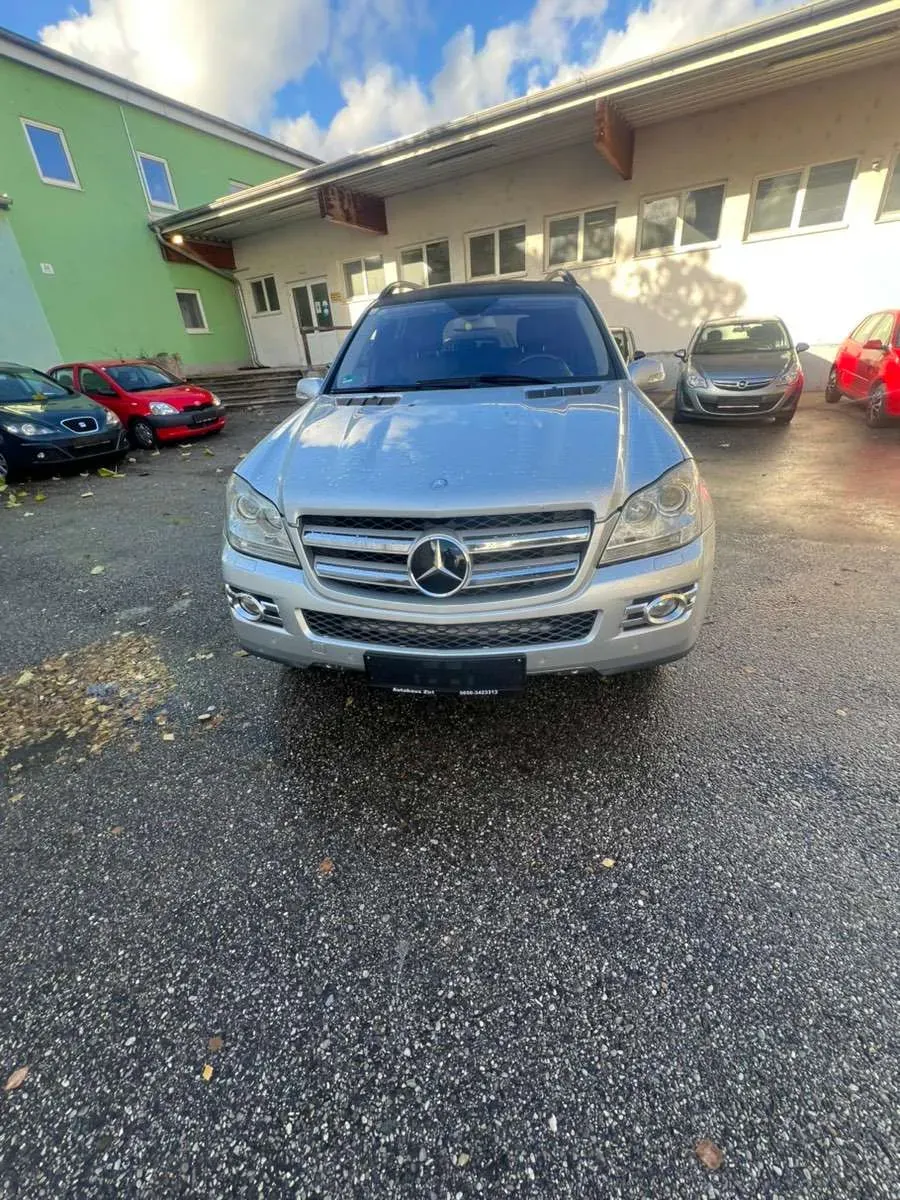 Mercedes-Benz Gl-Class