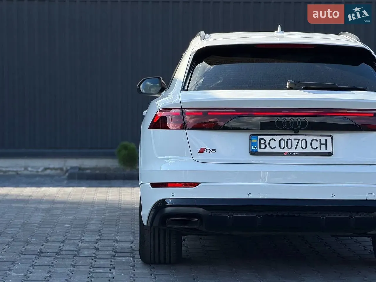 Audi Q8 2023 photo 5