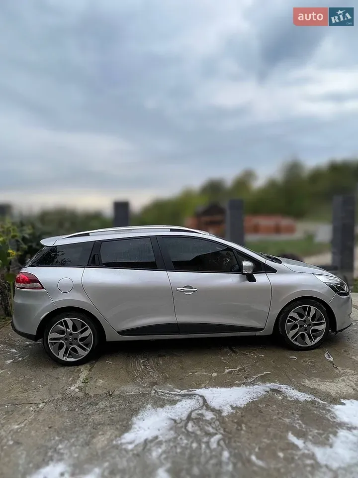Renault Clio 2015 photo 2