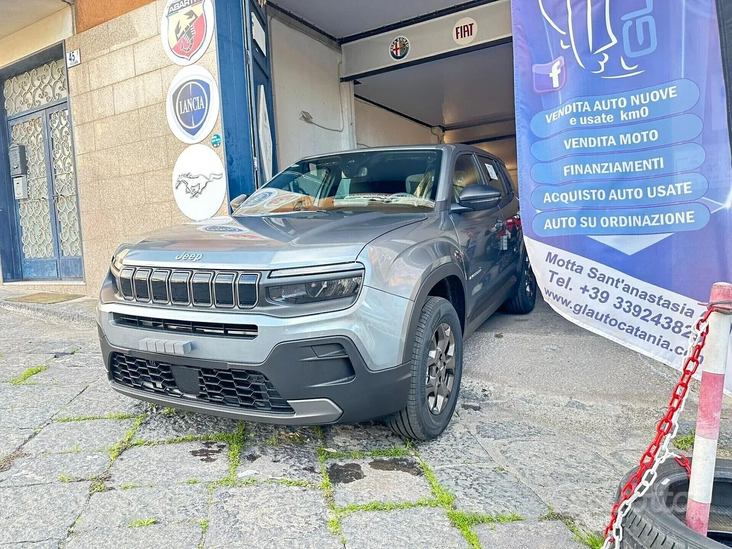 Jeep Avenger photo 3