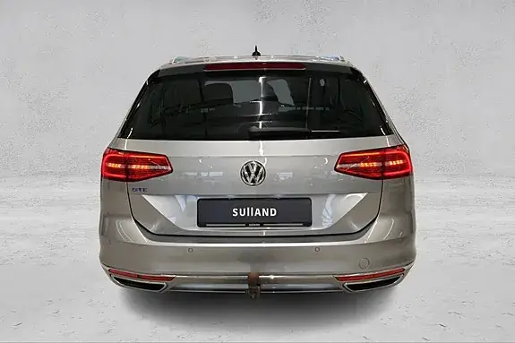 Volkswagen Passat 2018 photo 4
