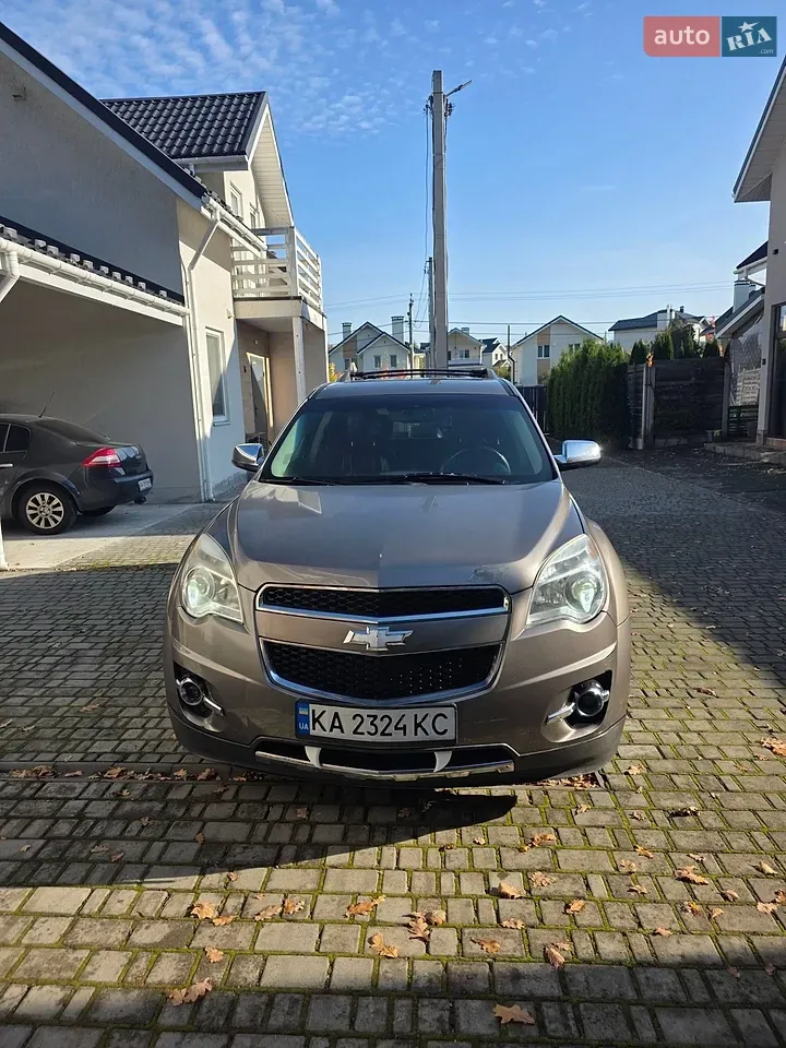 Chevrolet Equinox 2010 photo 2