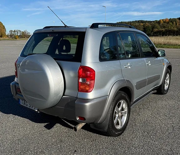 Toyota Rav4 2002 photo 2