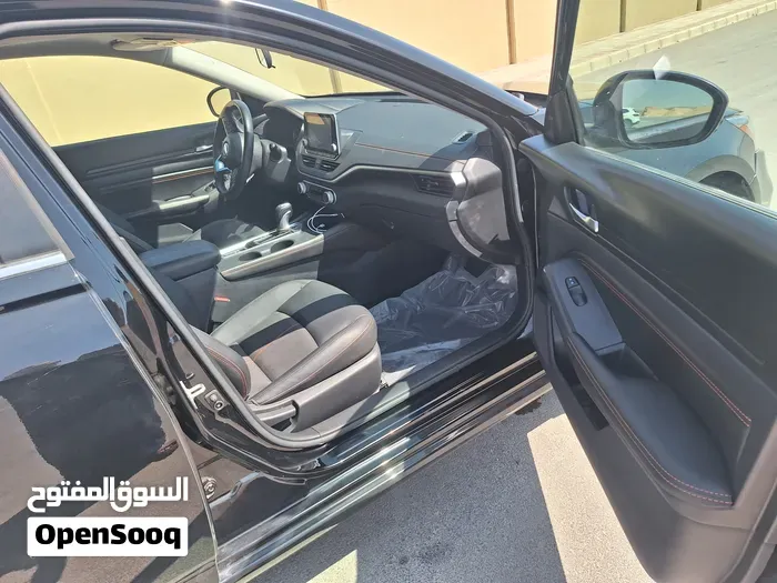 Nissan Altima 2020 photo 2