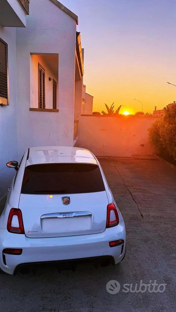 Abarth 595 2019 photo 2