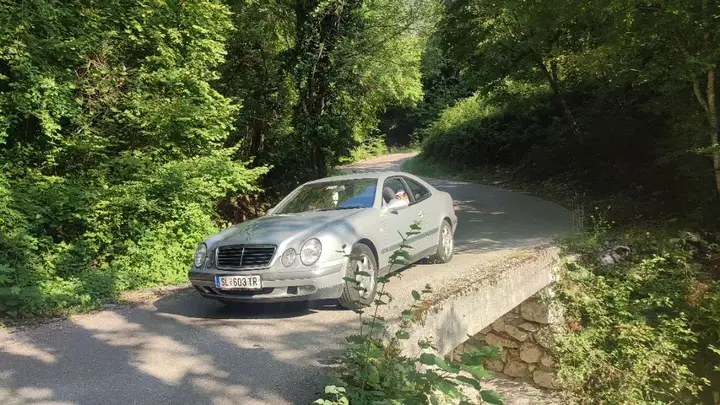 Mercedes-Benz Clk-Class 1998 photo 3