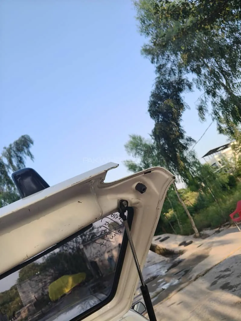 Suzuki Mehran