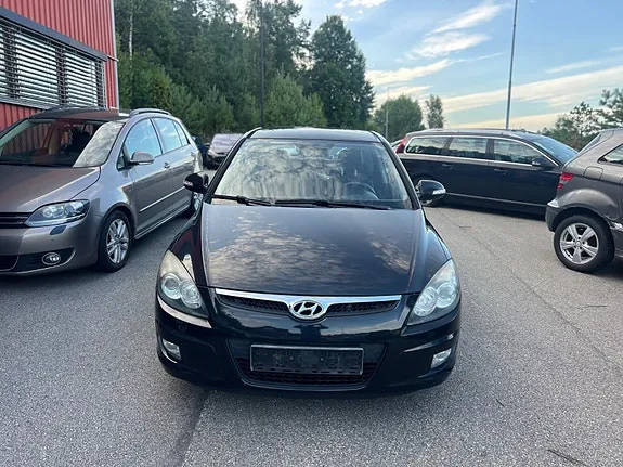 Hyundai I30 2010 photo 3