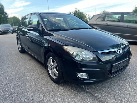 Hyundai I30 2010 photo 2