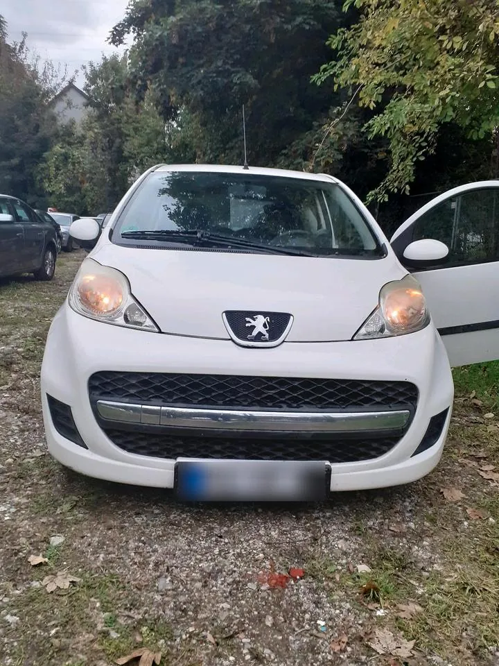 Peugeot 107