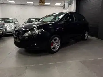 Seat Ibiza 2011 photo 3
