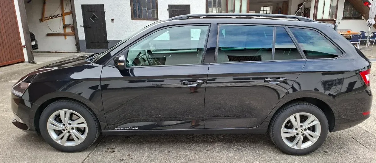 Skoda Fabia 2018 photo 2