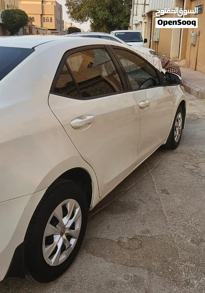 Toyota Corolla 2015 photo 2