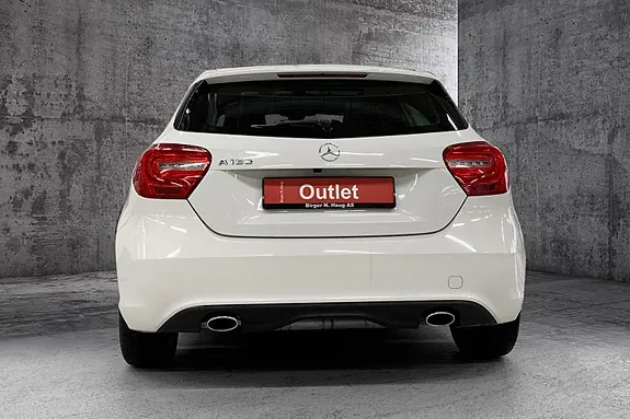 Mercedes-Benz A180 2014 photo 4