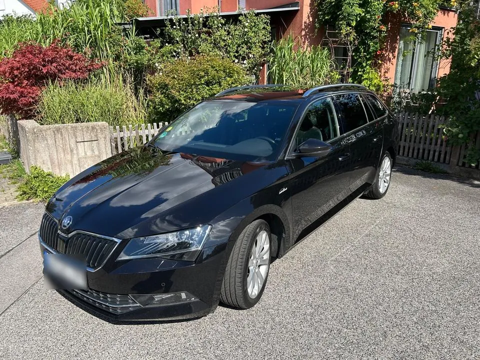 Skoda Superb Combi