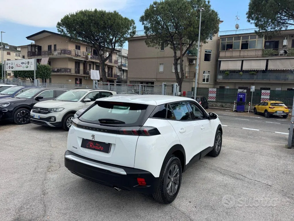Peugeot 2008 2021 photo 5