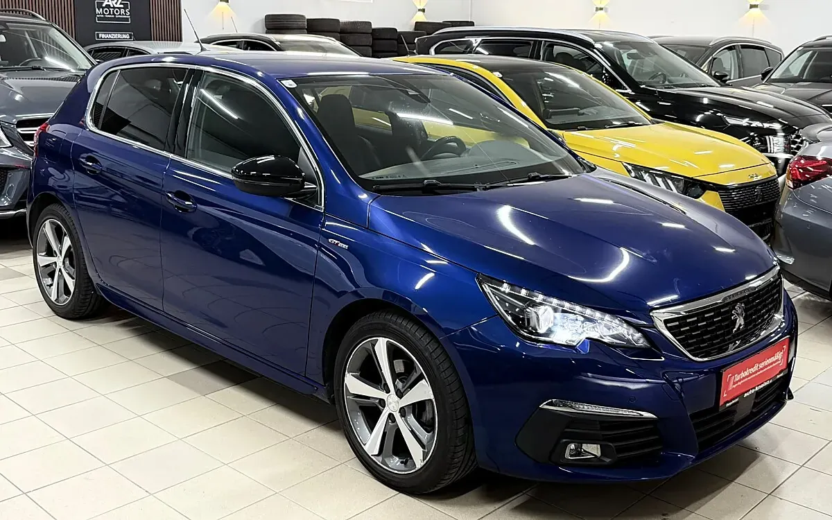Peugeot 308 2018 photo 2