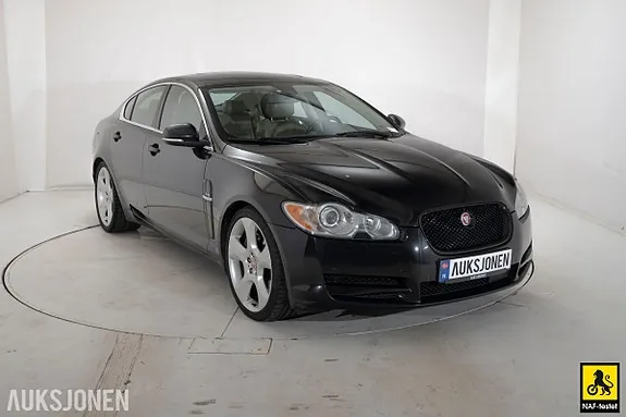 Jaguar Xf 2010 photo 3