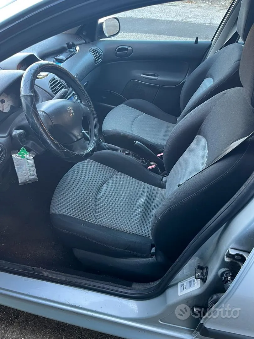 Peugeot 206 Sw 2003 photo 2